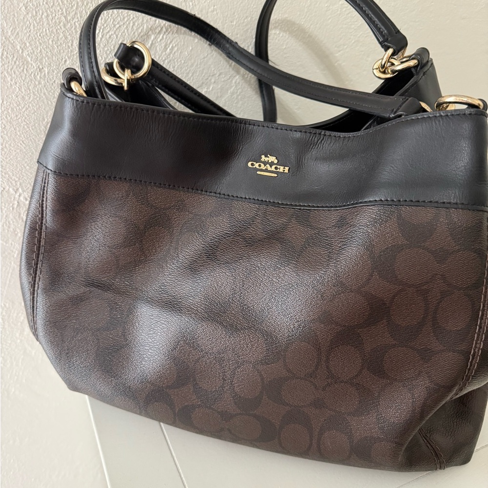 Coach Black and Brown Shoulder Bag
